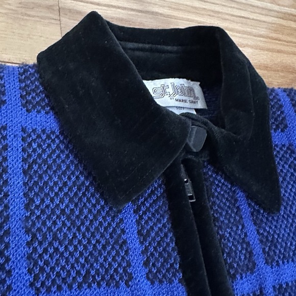 St John Marie Gray Zip Cardigan 6 Blue Check Plaid Knit Black Velvet Trim Pads - Picture 3 of 11